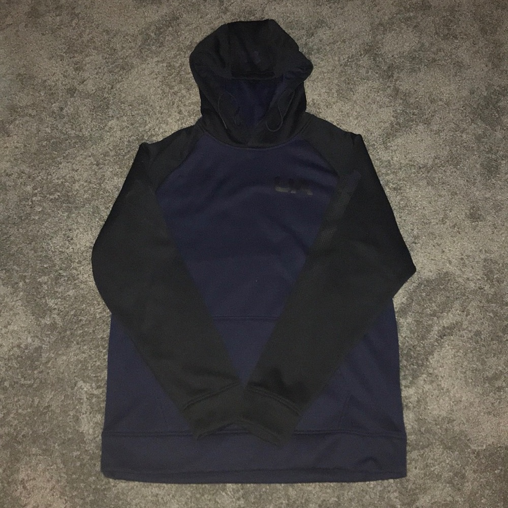 Men’s Large Under Armour Hoodie
